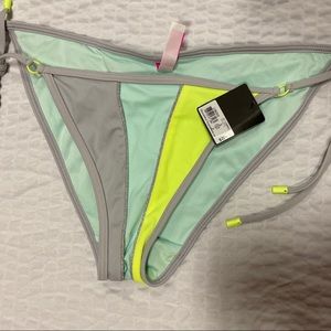 Bikini bottom victoria secret